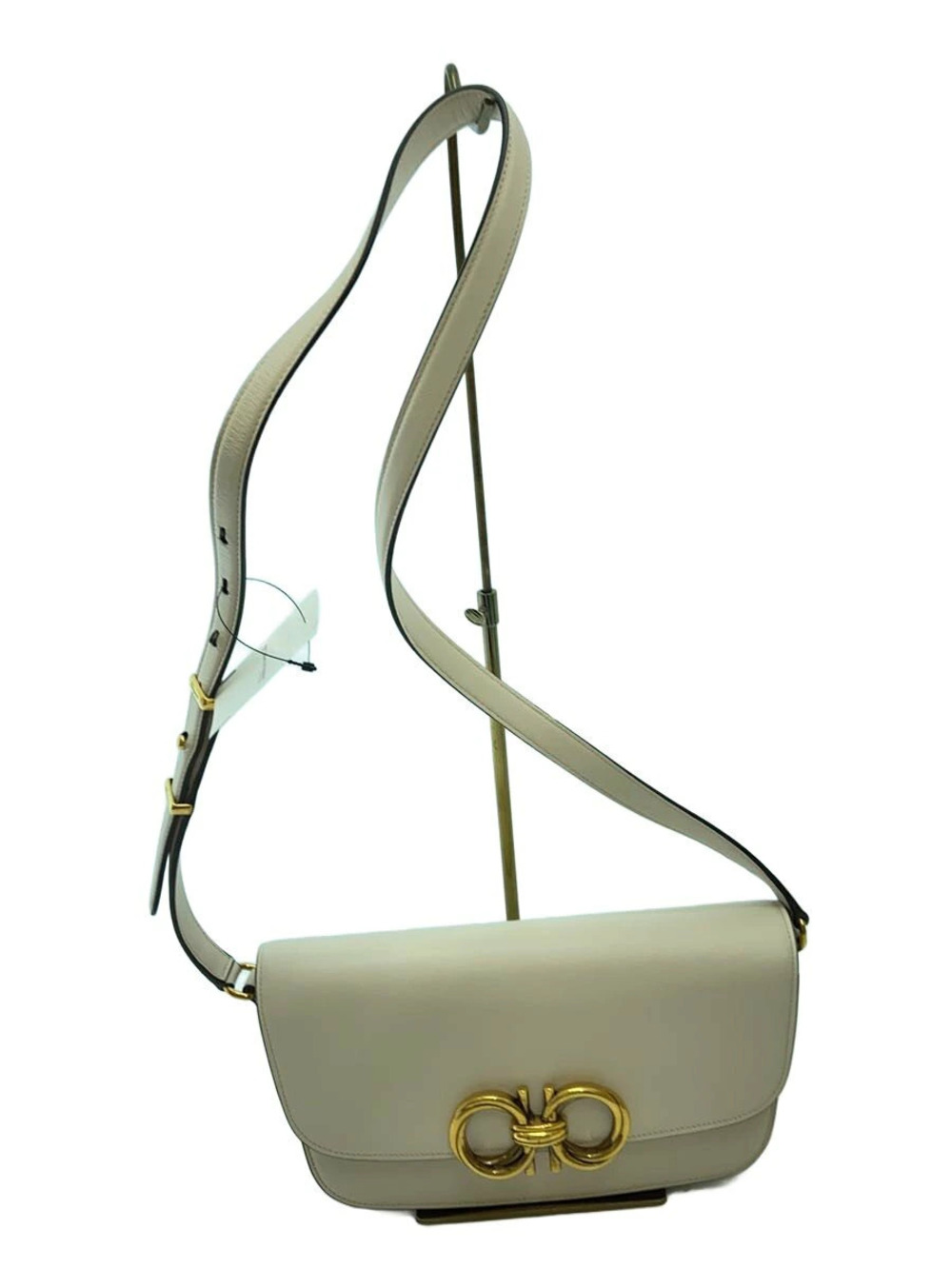 Salvatore Ferragamo trapezio Crossbody bag shoulder leather Cream
